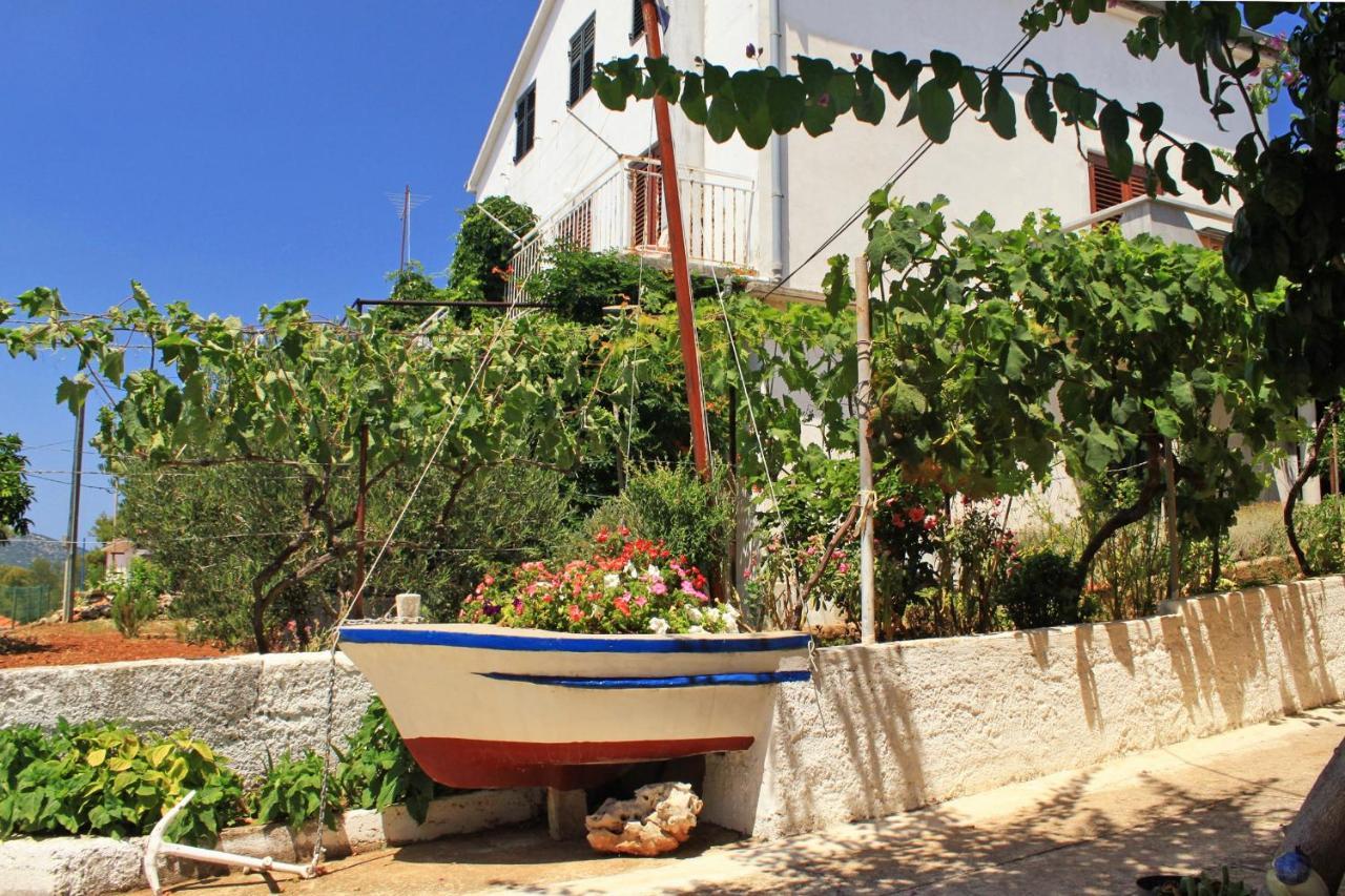 Apartments By The Sea Sali, Dugi Otok - 8110 Экстерьер фото